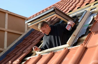 Pose de fenêtres de toit Velux à Triaize